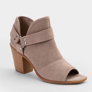 NEW Fergalicious Augustine taupe perforated bootie
